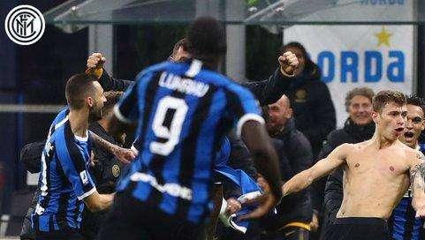 Inter-Hellas Verona - Handanovic indeciso, Bastoni no. Vecino replica, Barella risponde al segnale di Conte 