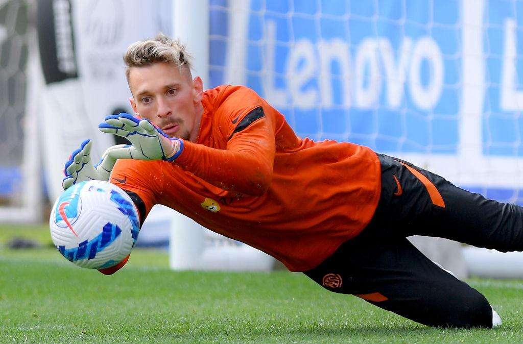 Petrescu: "Radu merita un'altra chance. Non è colpa sua se l'Inter perde lo Scudetto"