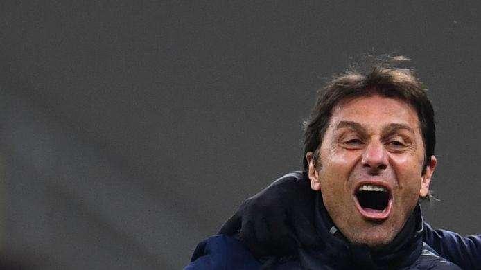 Siviglia: "Vorrei allenare gente che ha fame, mi rivedo in Conte. Avrei scommesso su Strama"