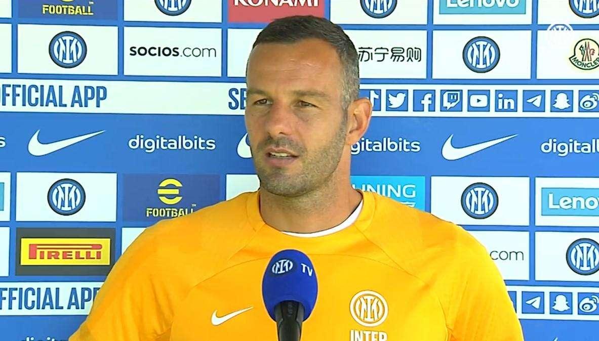 Handanovic e il rinnovo, dieci anni dopo: "Sono cambiate tante cose, ma qui si gioca sempre per vincere"