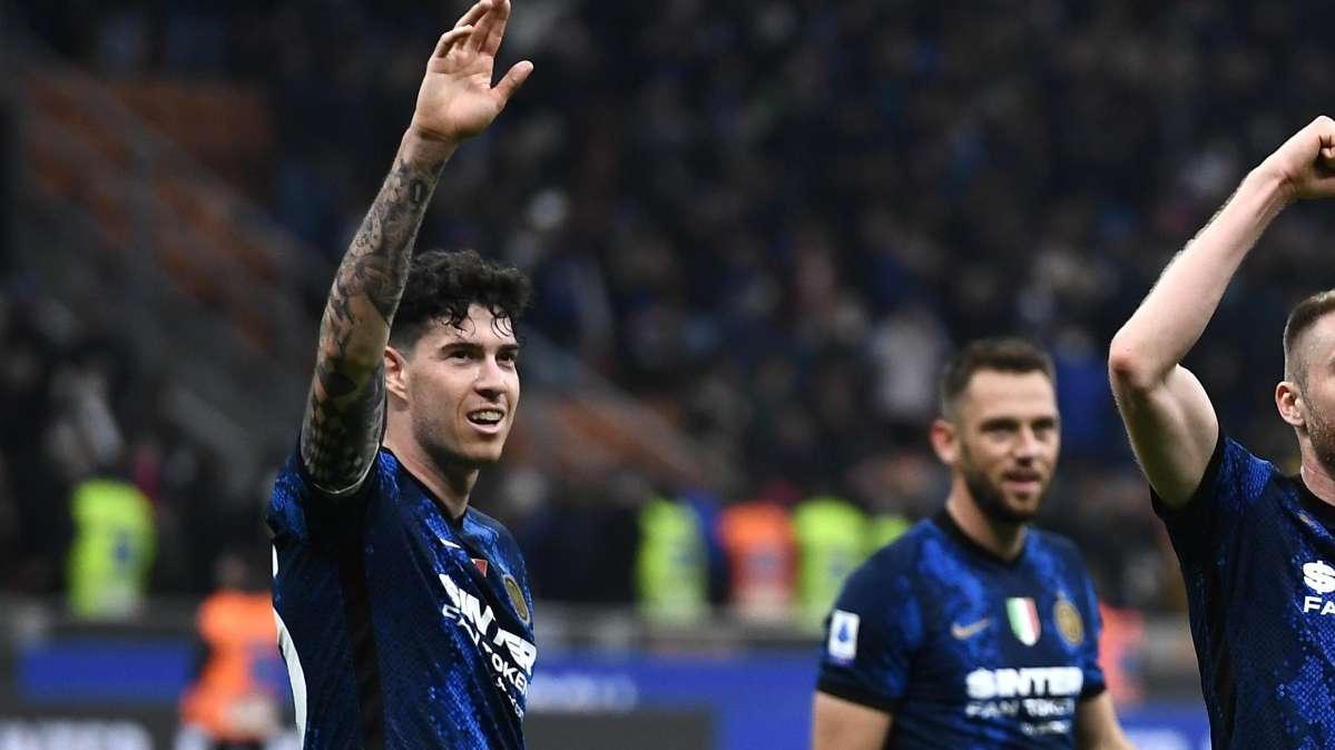 GdS - Con un'offerta super Bastoni può partire: piace al City. Idea Romagnoli a costo zero