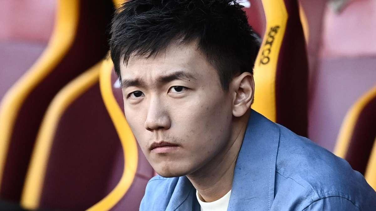 Bloomberg - Inter, Zhang in trattativa con Oaktree e Pimco per rifinanziare il prestito. 'No comment' delle parti