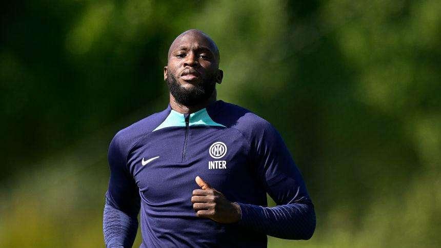 CdS - Allenamento in campo per Calhanoglu, attesi nuovi esami per Lukaku: le ultime verso Inter-Roma