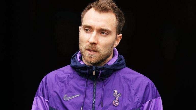 Mourinho: "Non so se Eriksen andrà via già a gennaio. Ha tre opzioni"
