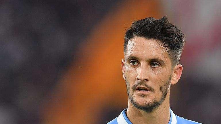 Operazione d'urgenza per Luis Alberto dopo un attacco di appendicite. Salterà Parma e Sassuolo