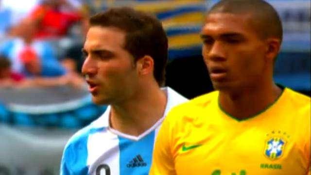 Juan svela: "Insulti razzisti da Higuain durante un Brasile-Argentina"