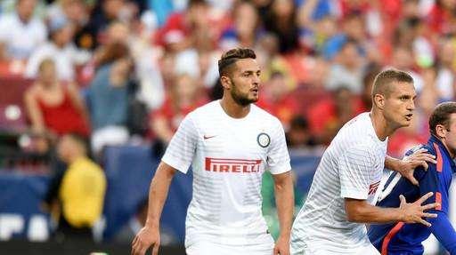 Difesa, esame superato: il Man. Utd non passa. Mazzarri getta le basi in attesa della qualità a metà campo e davanti