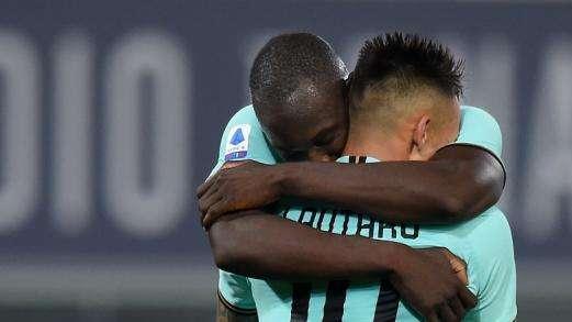 Bologna-Inter - I 3 difensori domano l’intensità felsinea. Lautaro-Lukaku, 90’ a dialogare e creare spazi 
