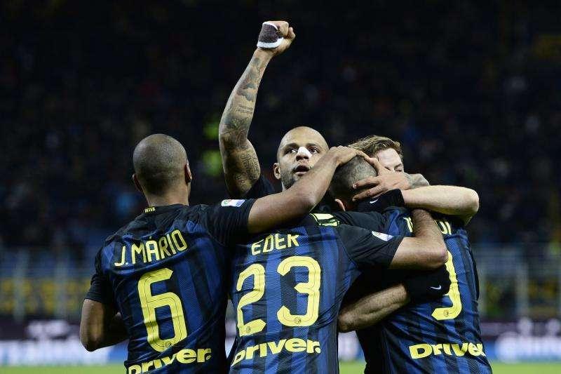 Inter-Genoa - Icardi, 5 indizi più di una prova. Joao Mario, 7 di qualità