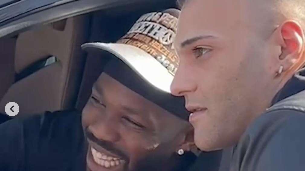 VIDEO - ThuLa anche fuori dalla Pinetina: Thuram chiede un selfie al sosia di Lautaro, tra risate e imitazioni 