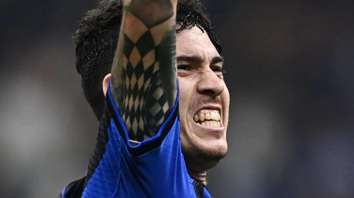 TS - Inter, una nuova difesa: forbice ampia per Bastoni, due nomi su tutti. Si offre Lindelof
