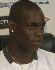 Balotelli vittima di razzismo. Anche a distanza