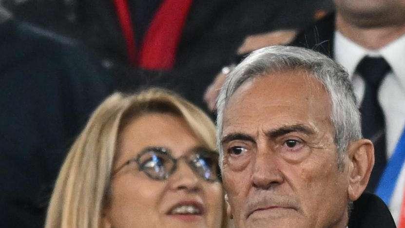 Commissione controllo club, Gravina: "E' arrivata un'e-mail molto severa da Fifa e Uefa, chiedono un passo indietro”