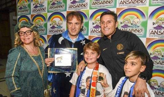 Inter e"Football Therapy" operativi anche in trasferta: Conte, Oriali e Zanetti protagonisti a Brescia e Bologna 