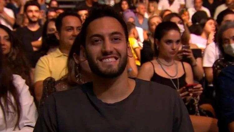 Relax in Turchia per Calhanoglu: il neo-interista assiste dal vivo alla finale di 'Survivor'