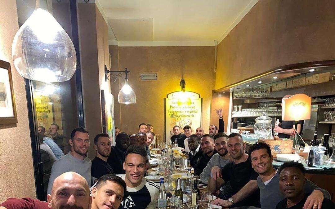 Cena di gruppo in casa Inter, Lukaku: "I miei fratelli, amici e compagni di squadra"