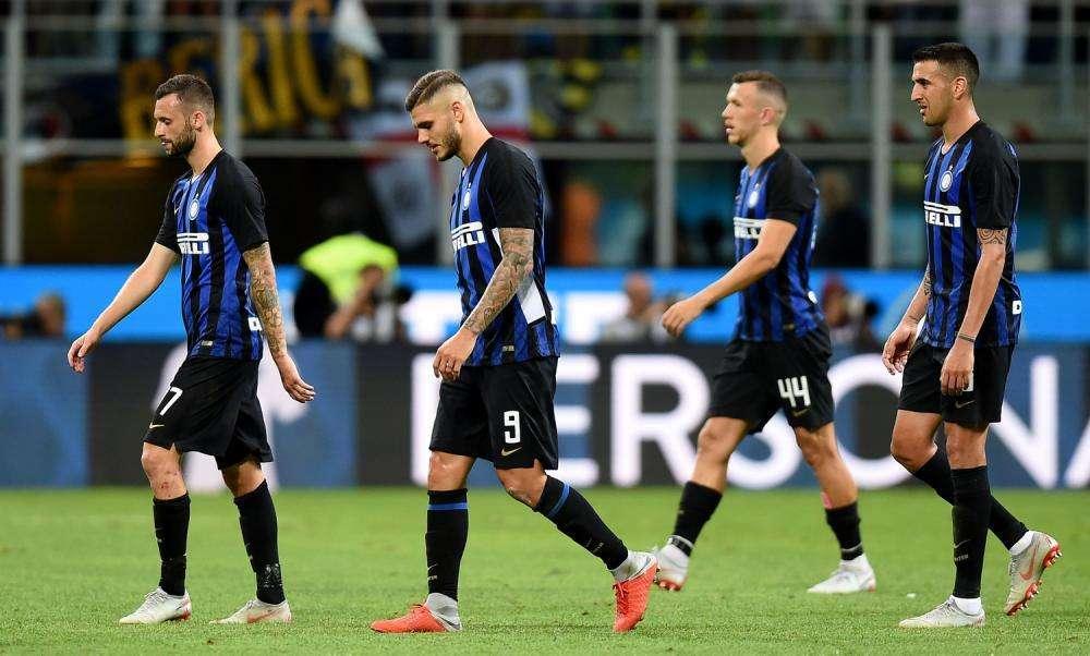 CdS - Debolezza mentale, Handanovic, difesa e confronto dialettico: il momento no dell'Inter in quattro punti