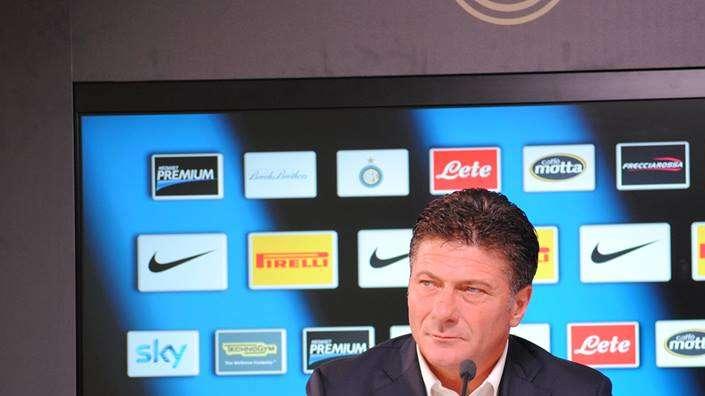 Mazzarri in conferenza: "Milito è un rigorista da sempre. Sul labiale e JJ..."