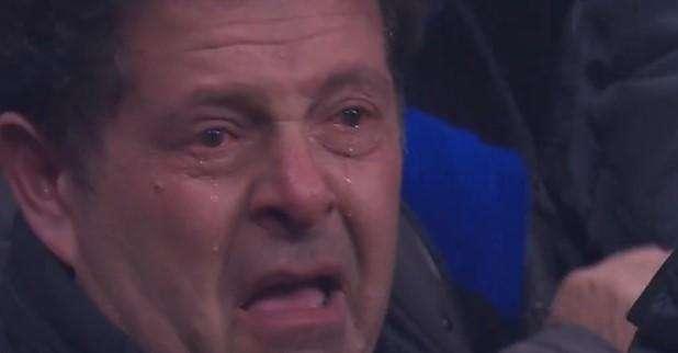 In lacrime dopo il gol di Arnautovic, il tifoso Paolo: "L'Inter per me è tutto, ecco perché mi sono commosso"