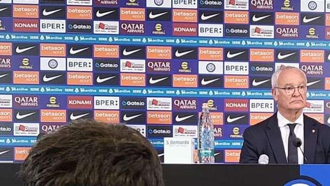 Roma, Ranieri in conferenza: "Soulé è di stoffa pregiata. Scommesse Champions? Non giocavo la schedina..."