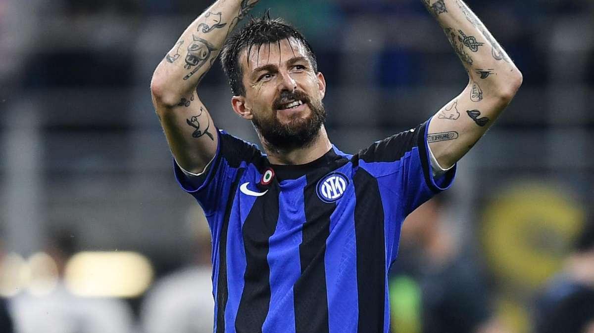 CdS - Accertamenti clinici per Sanchez: la posizione dell'Inter. Acerbi e Sensi recuperati