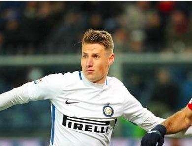 Pinamonti, con il Genoa l'esordio stagionale in A