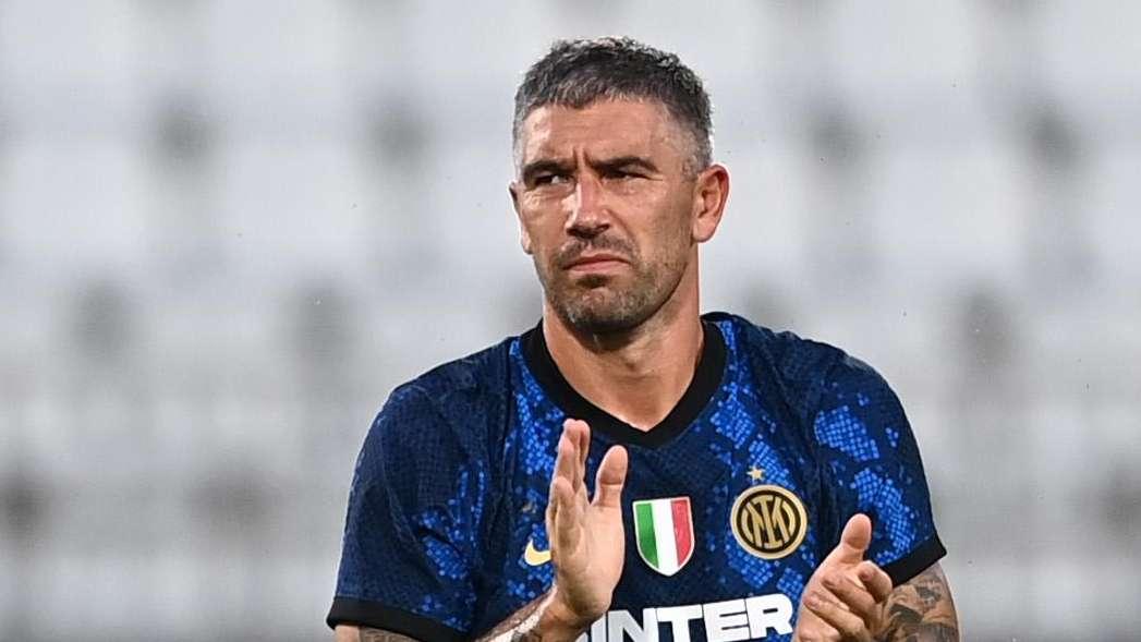 CdS - Kolarov dice basta al calcio giocato: ora frequenterà i corsi di osservatore e ds
