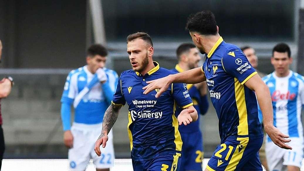Serie A, Dimarco trascina l'Hellas Verona: 2-1 in rimonta contro il Parma