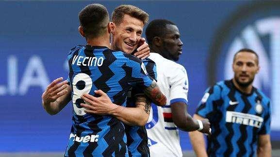 Inter-Sampdoria - Sanchez da All Star Game, Young tirato a lucido. Pinamonti, gol commovente