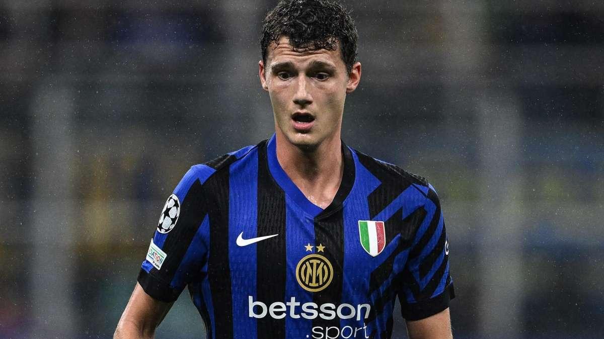 L'Équipe - Francia, seconda esclusione di fila dai convocati per Pavard. Ma le porte della Nazionale restano aperte