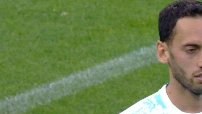 Per Hakan Calhanoglu i complimenti di Erdogan dopo la vittoria sul Galles