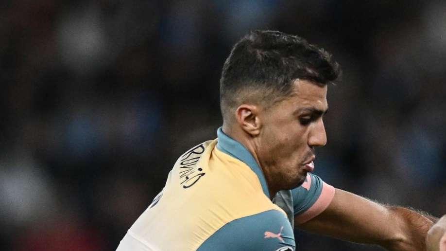 Rodri, il Manchester City conferma: lesione dei legamenti del ginocchio. Recupero da valutare