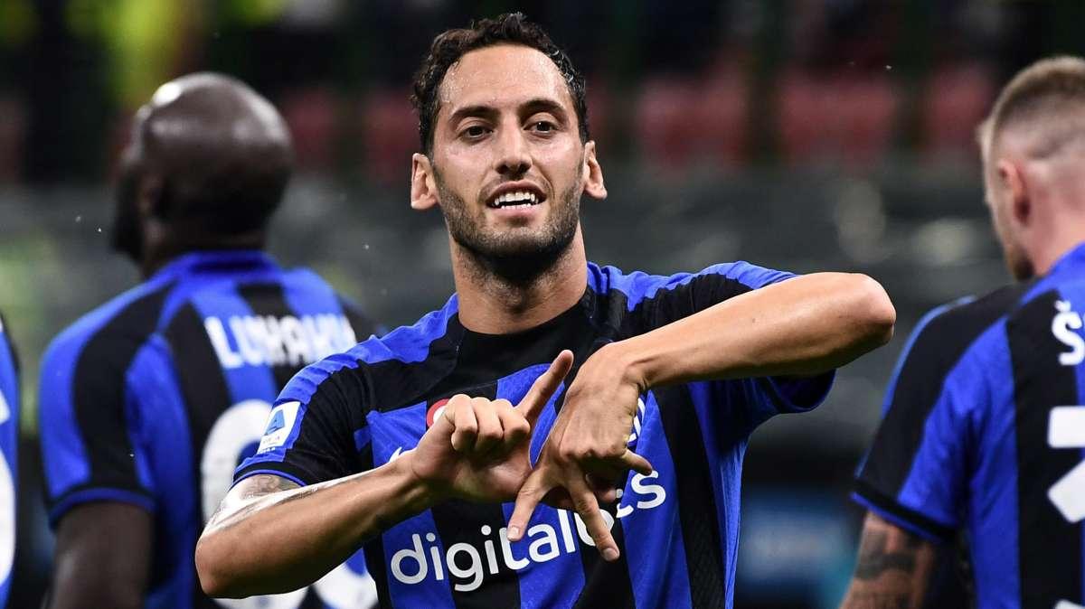 GdS - Inzaghi scioglie i dubbi: De Vrij sorpassa Acerbi, Calhanoglu è in pole su Mkhitaryan 