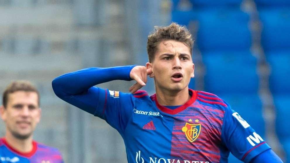Esposito: "Con il Liverpool, Inter sfortunata. Ma può ancora puntare allo scudetto. Sogno di tornare"