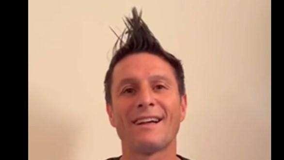 Zanetti e la promessa... Mondiale: Pupi si presenta con una nuova pettinatura