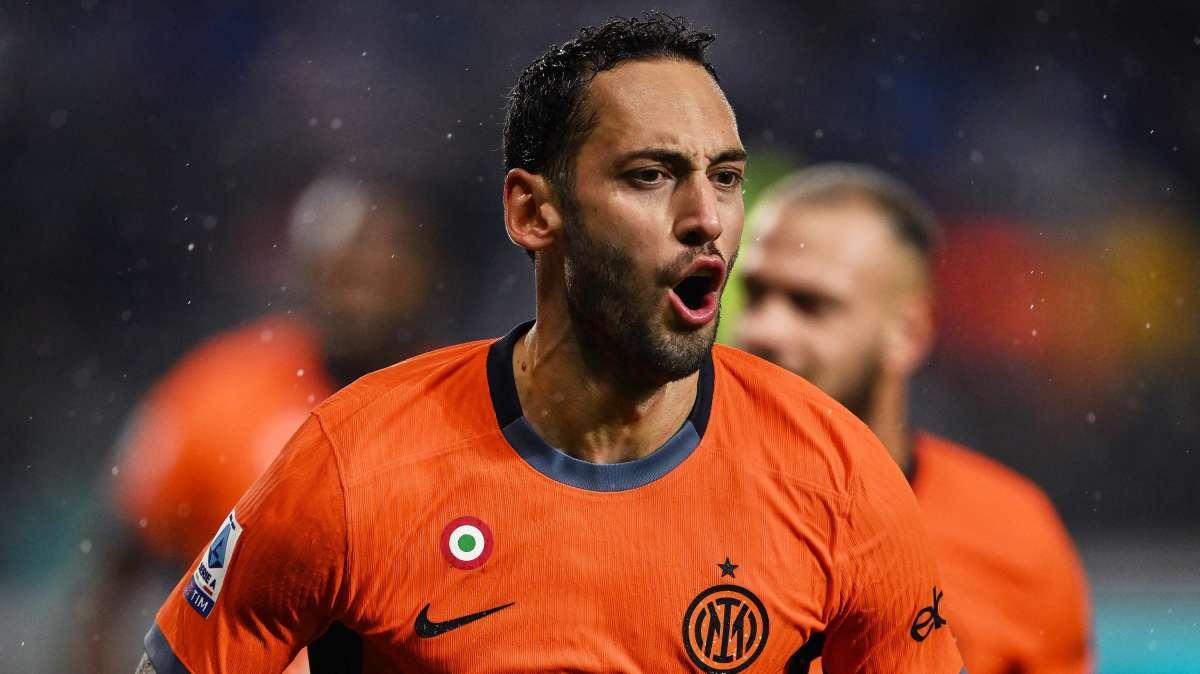 Pagelle GdS - Calhanoglu col quarto d'ora di Warhol, Dumfries come noi il lunedì