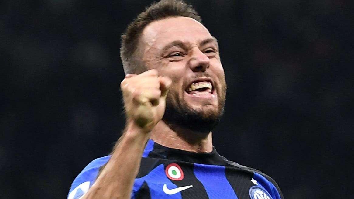 TS - De Vrij, l'offerta di rinnovo è ancora lì: fissata una deadline per la risposta