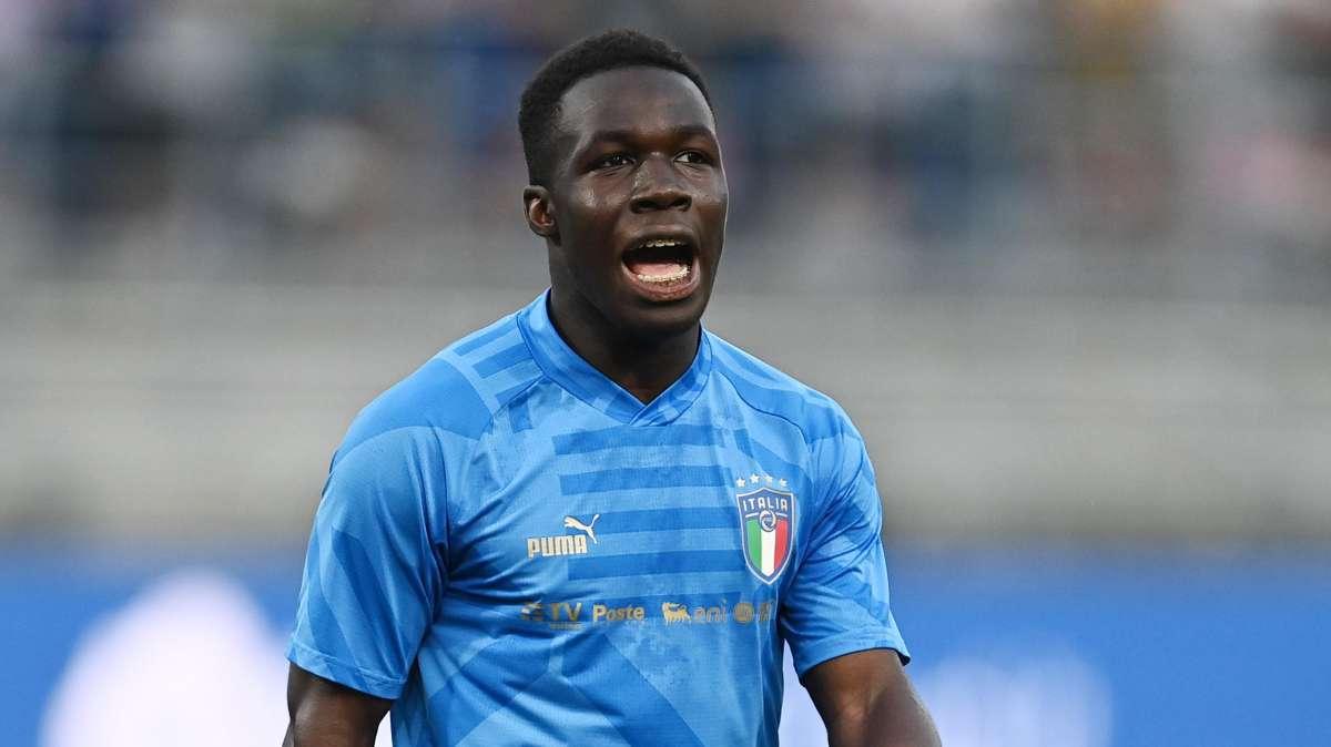 Mancini esalta Gnonto: "È tecnico e veloce, non mi aspettavo questa personalità"