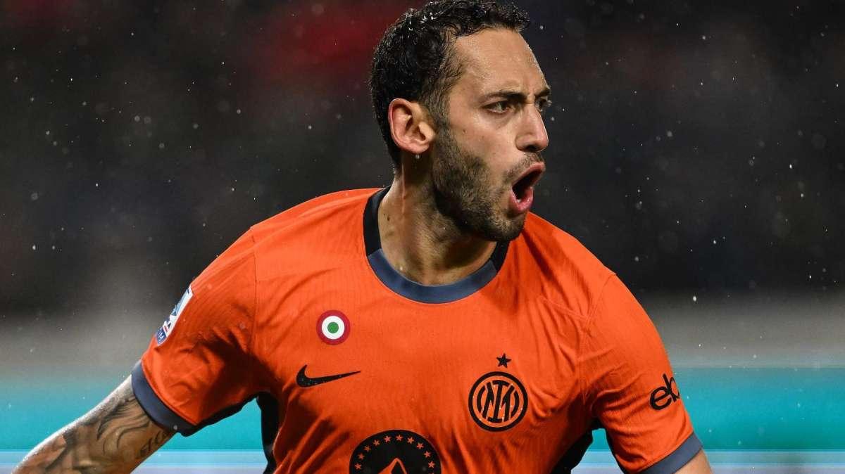 CdS - Calhanoglu torna a Milano: situazione opposta a quella di Bastoni