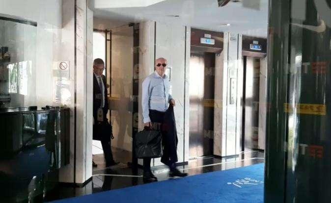 FOTO - Consiglio di Lega finito: l'uscita di Marotta e Antonello 