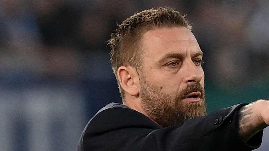 Milan tra Europa League e derby, De Rossi: "Domani vivranno la partita come un'ultima spiaggia"