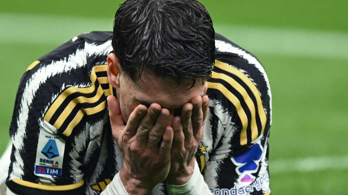 Juve, Vlahovic volta pagina: "Inutile avere rimpianti, ripartiamo più forti di prima"
