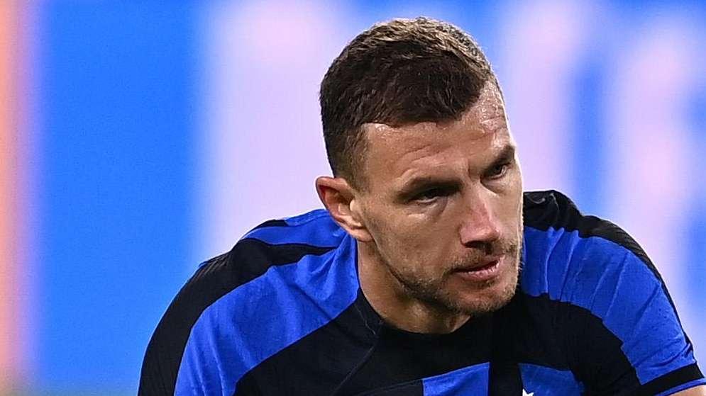 FcIN - Galatasaray concreto e due ricche offerte arabe: ma Dzeko aspetta ancora la proposta dell'Inter