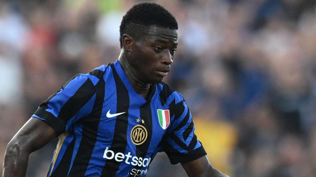 Kamate saluta l'Inter: "Un onore immenso indossare questa maglia, grazie non è abbastanza"