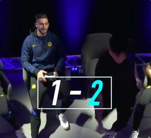 VIDEO - Hakimi e Gagliardini sfidano Bastoni e Darmian su FIFA 21: il team di difensori si impone 2-1