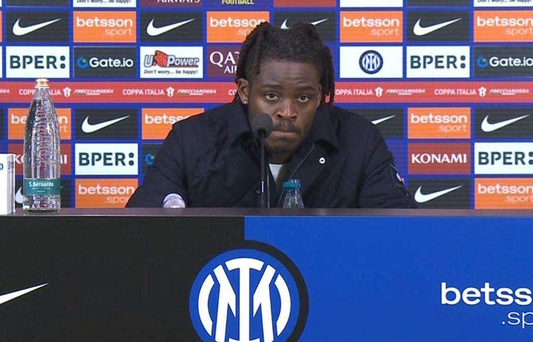 Bisseck: "In Inter-Lazio il momento più difficile in carriera, mi ha fatto male"