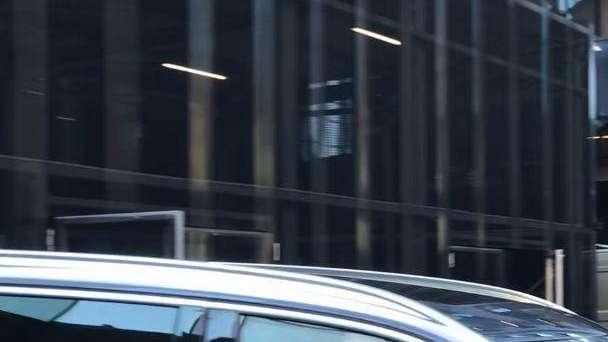 VIDEO - Summit con Oaktree concluso, mister Simone Inzaghi ha lasciato la sede di Viale della Liberazione
