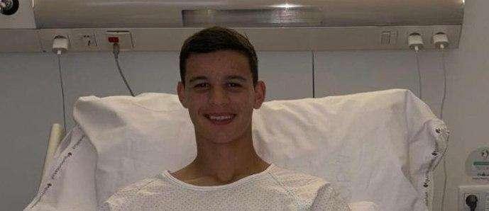 Operazione riuscita per Valentin Carboni: "Tornerò più forte. Grazie allo staff medico di Argentina e Inter"