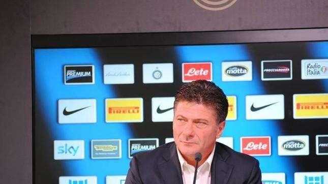 Mazzarri: "Samuel pronto. Ho sentito Thohir. Ho ancora 3 o 4 dubbi"