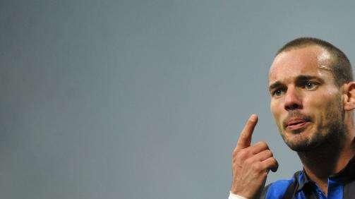 Dall'Anzhi giurano: "Noi non prenderemo Sneijder"